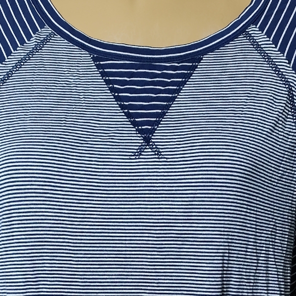Jolt Blue and White‎ Raglan Peplum Blouse - Picture 2 of 10